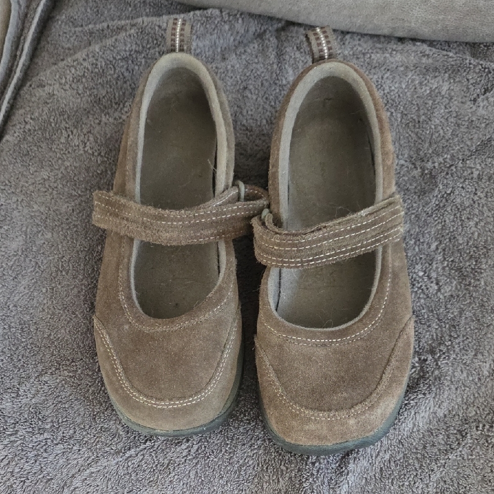 L.L. Bean Tan Suede Flats